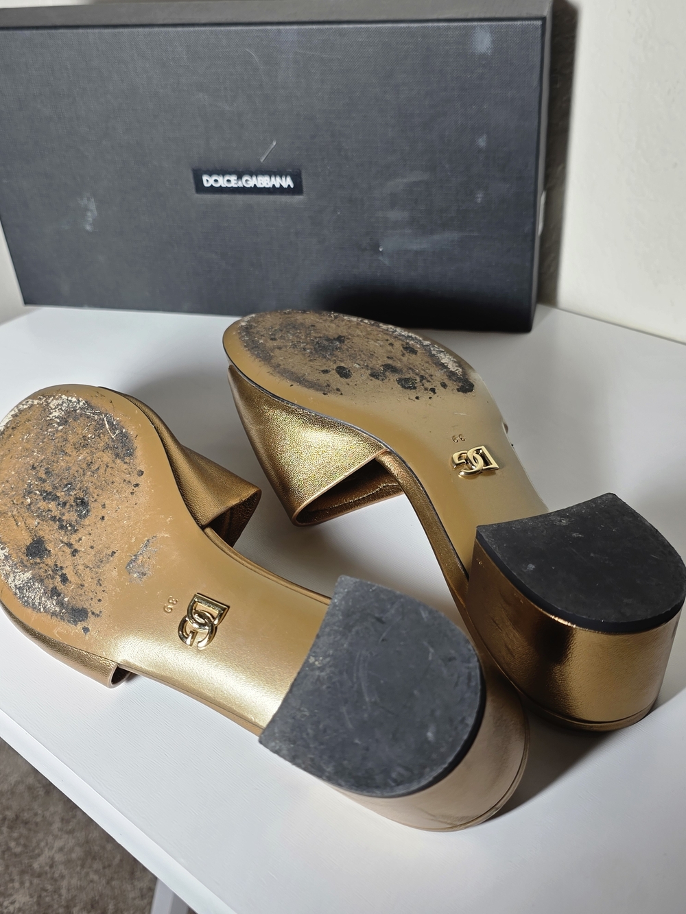 Dolce&Gabbana  Cutout DG Metallic Leather Mule Sandals Size 9 (39) - Picture 8 of 13